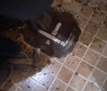 河北卫生间漏水维修公司为您分享下卫生间渗水如何处理及注意事项